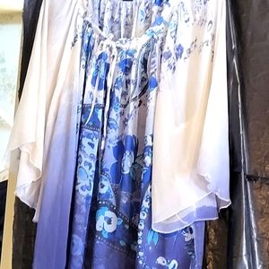 Maggie Barnes, 3X Blouse, White w/Blue